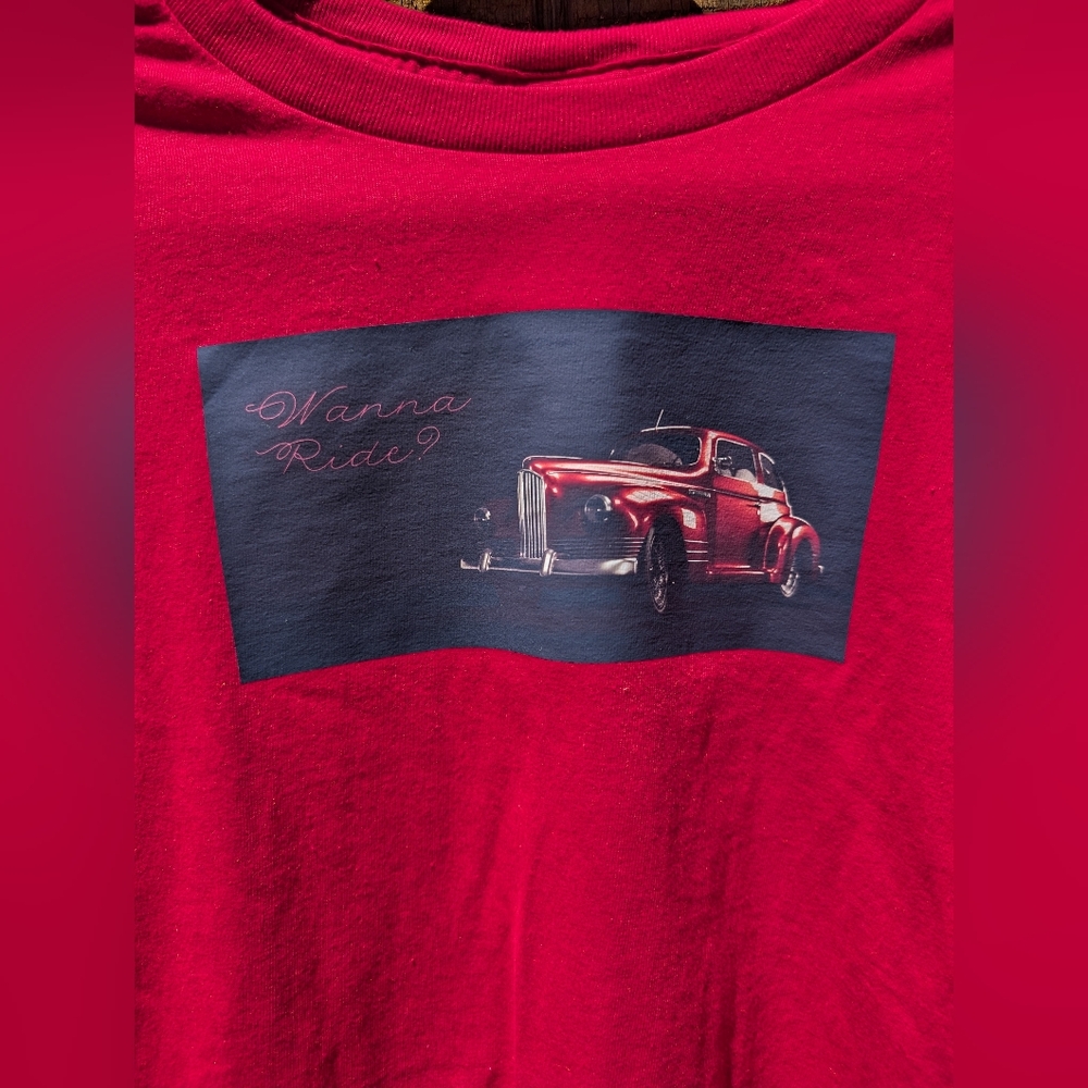 Graphic T-Shirt - Picture 3 of 4